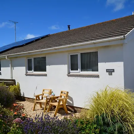 2 Bed In Widemouth Bay 40636 Holiday home *