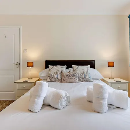 2 Bed In Widemouth Bay 40636 Holiday home Marhamchurch